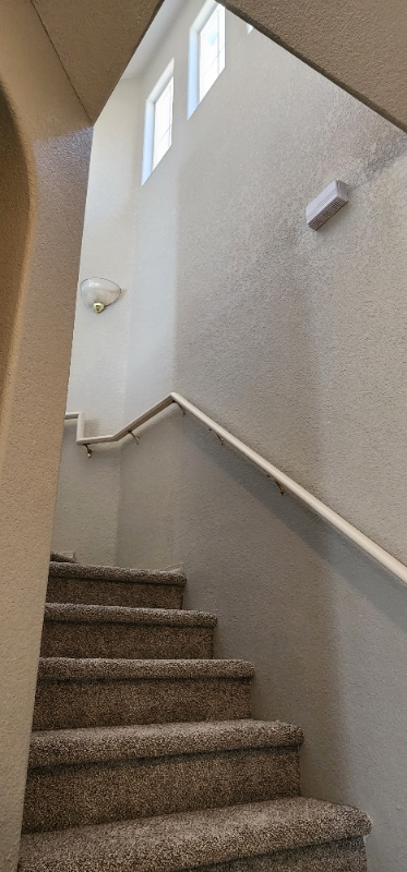 Building Photo - 6432 Los Pueblos Pl NW