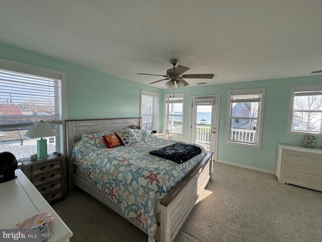 Building Photo - 8315 Bayside Rd