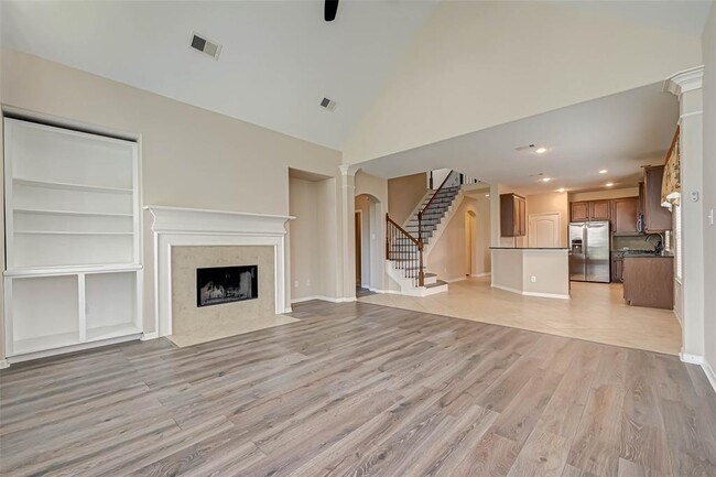 Building Photo - 26611 Glenrock Hills Dr
