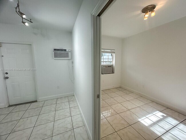 Building Photo - 8200 Harding Ave