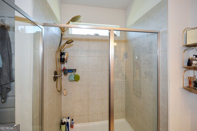 Building Photo - 2610 Ravencliff Dr
