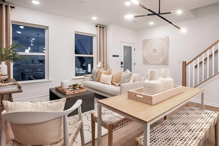 Building Photo - 117 Lyla Ln