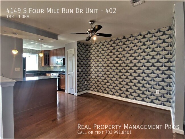 Building Photo - 4149 S Four Mile Run Dr