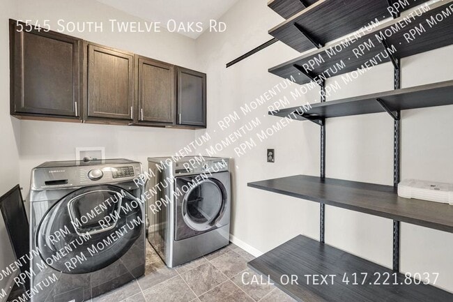 Building Photo - 5545 S Twelve Oaks Rd