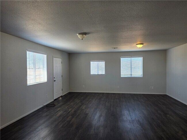 Building Photo - 346 Rio Grande Ct