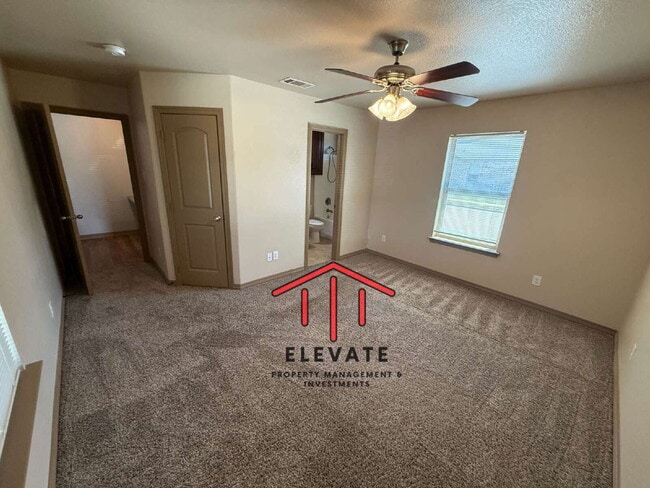 Building Photo - 208 Stewart Bend Ct