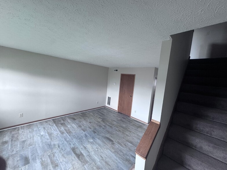 Building Photo - 2666 Sawbury Blvd