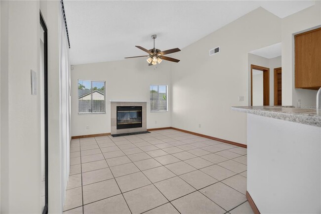 Building Photo - 4059 Waterview Loop