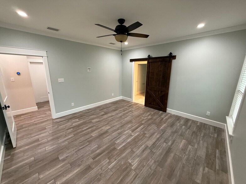 Building Photo - 1270 Dorado Way