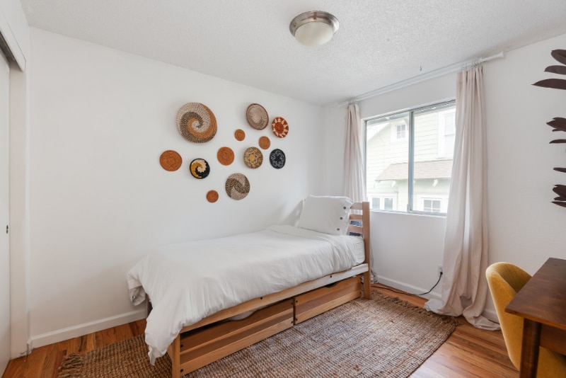 Building Photo - 2356 SE Division St