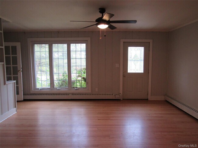 Building Photo - 30 Craigville Rd
