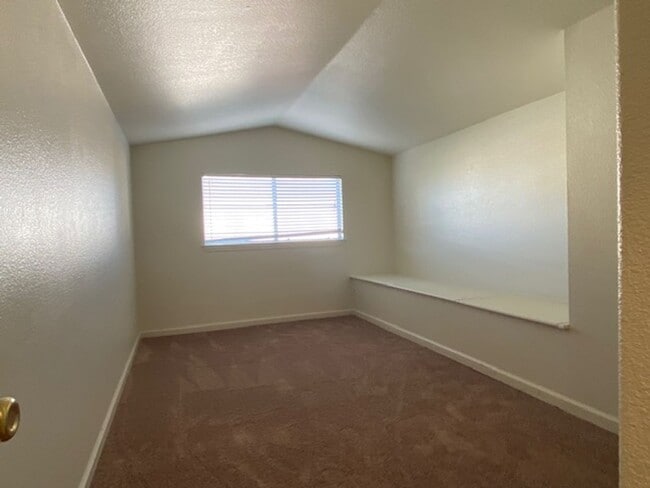 Building Photo - Cute Antelope property