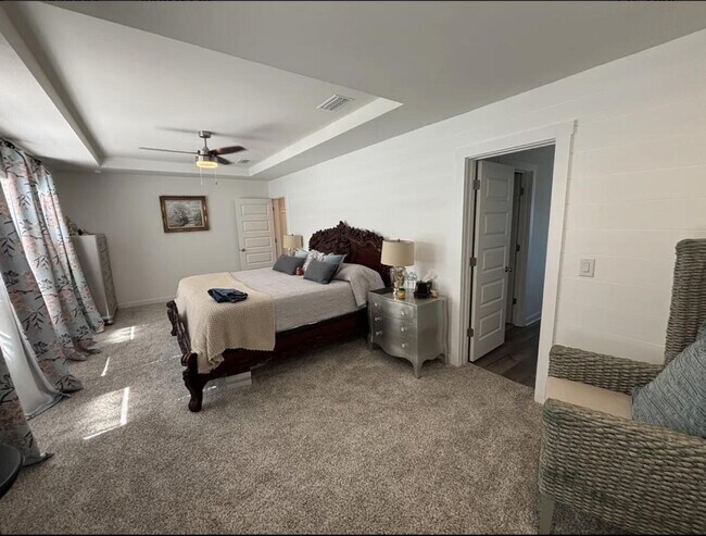 Building Photo - 58 Sandhill Ct