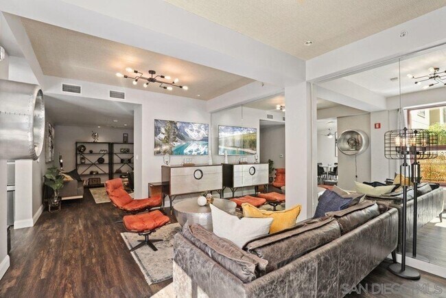 Building Photo - Amazing Studio 2 blocks from Petco Park w/...