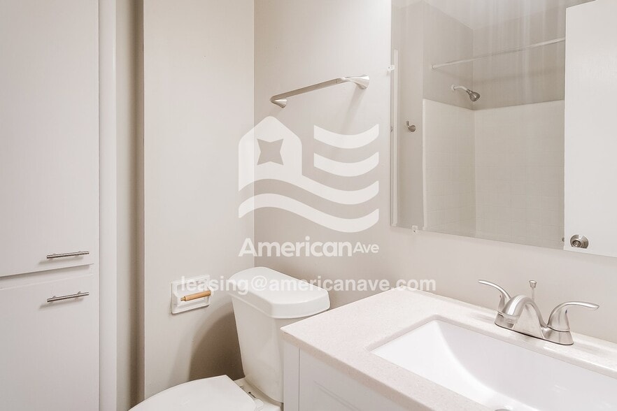 Building Photo - 6978 E 20th Pl