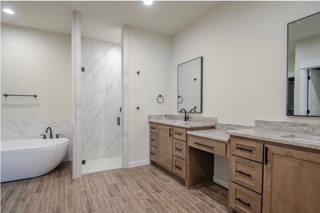 Building Photo - Gorgeous Newer Construction 4 Bedroom Home In The Highly Desirable Chisholm Ranch Subdivision!