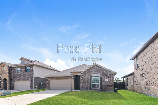 Building Photo - 1120 Salem Dr