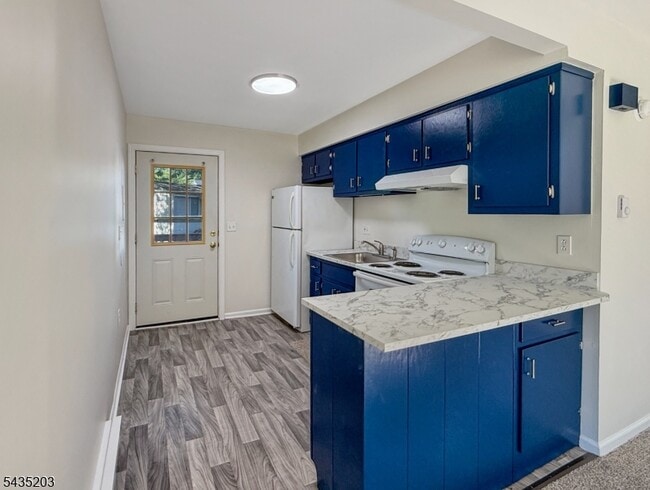 Building Photo - 964 NJ-173