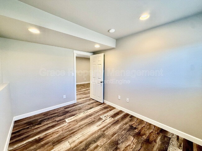 Building Photo - 10010 Bryant Ct