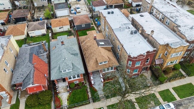 Building Photo - 1511 N Linder Ave