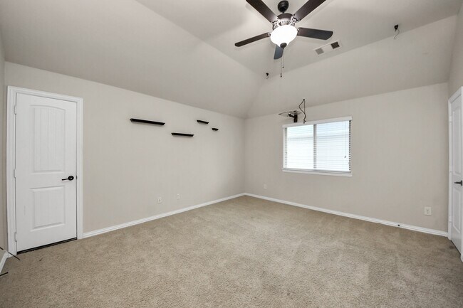 Building Photo - 12131 Cove Ridge Ln