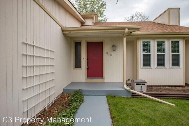 Building Photo - 4 br, 2 bath House - 910 49th Ave Court