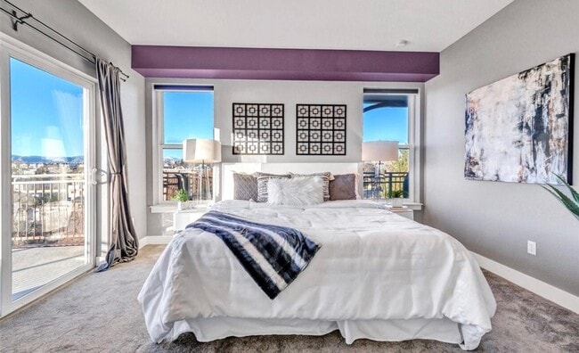 Building Photo - Amazing City Views