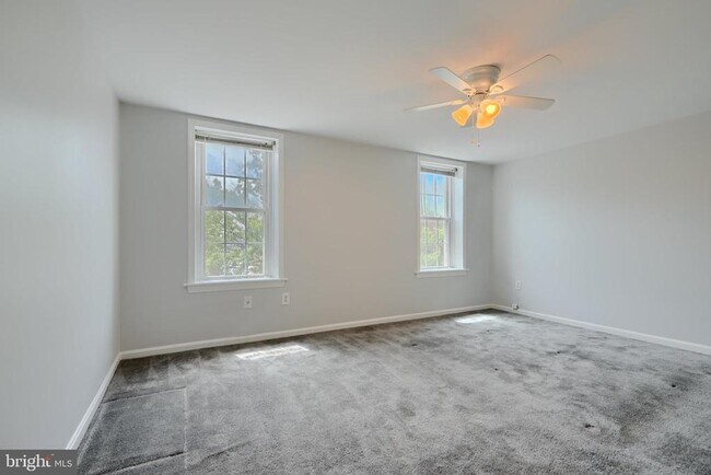 Building Photo - 2310 Boston St
