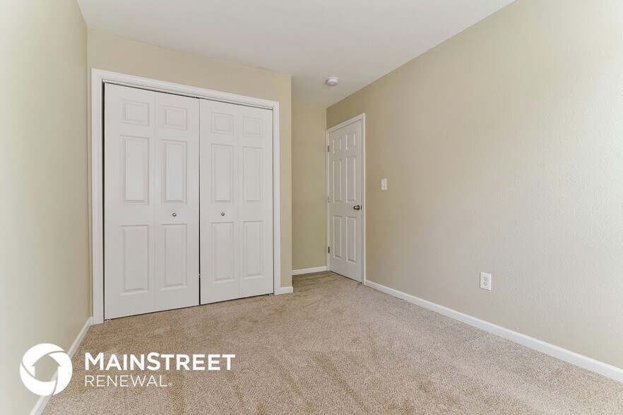 Building Photo - 1942 Mare Ave