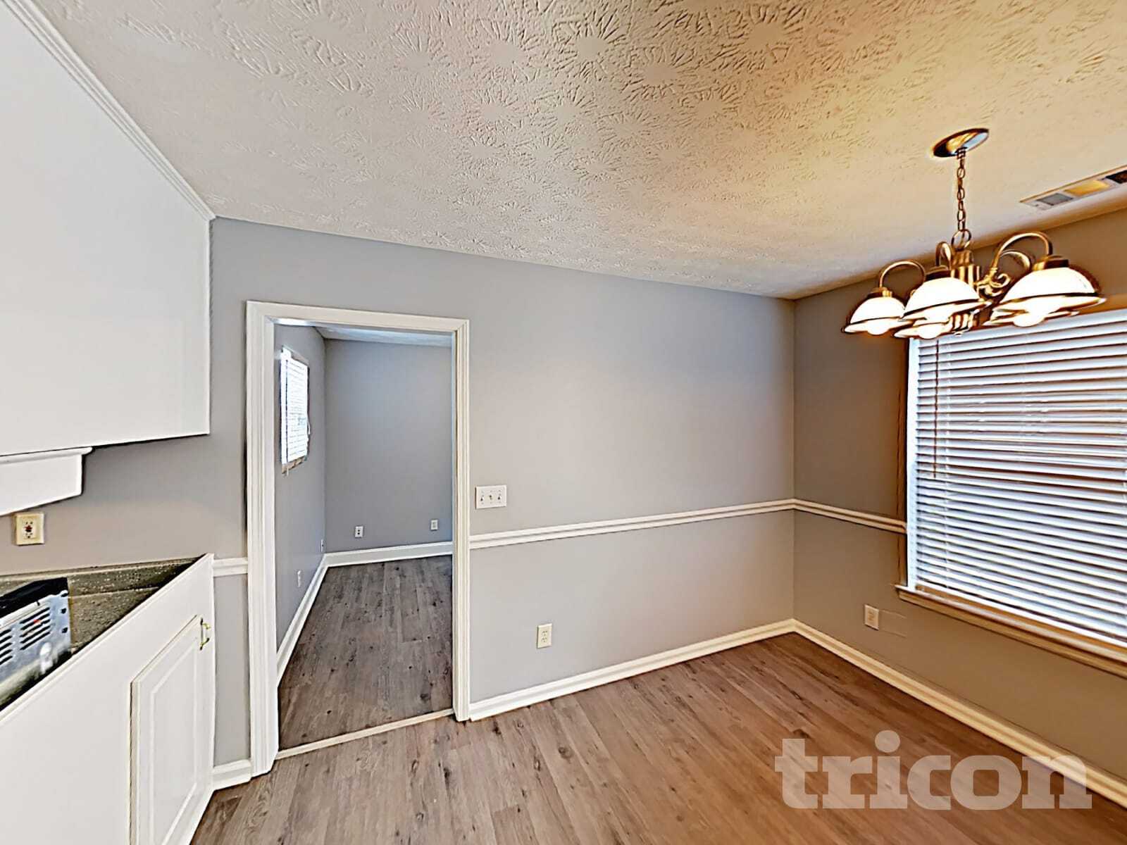 Building Photo - 169 Floresta Dr