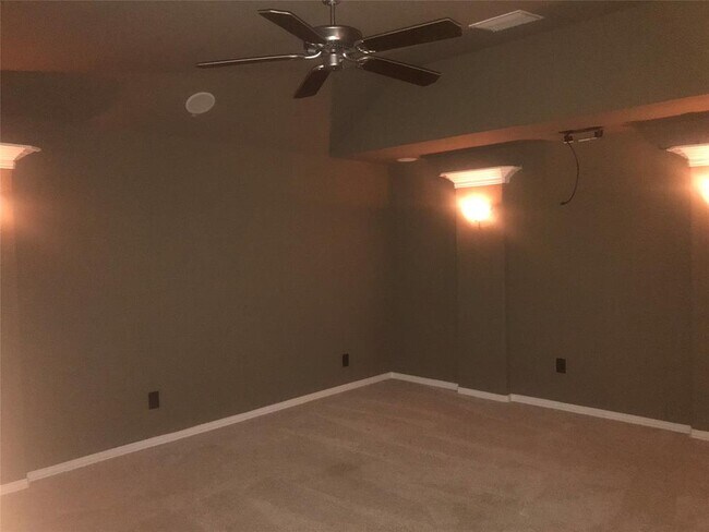 Building Photo - 5827 Chaste Ct