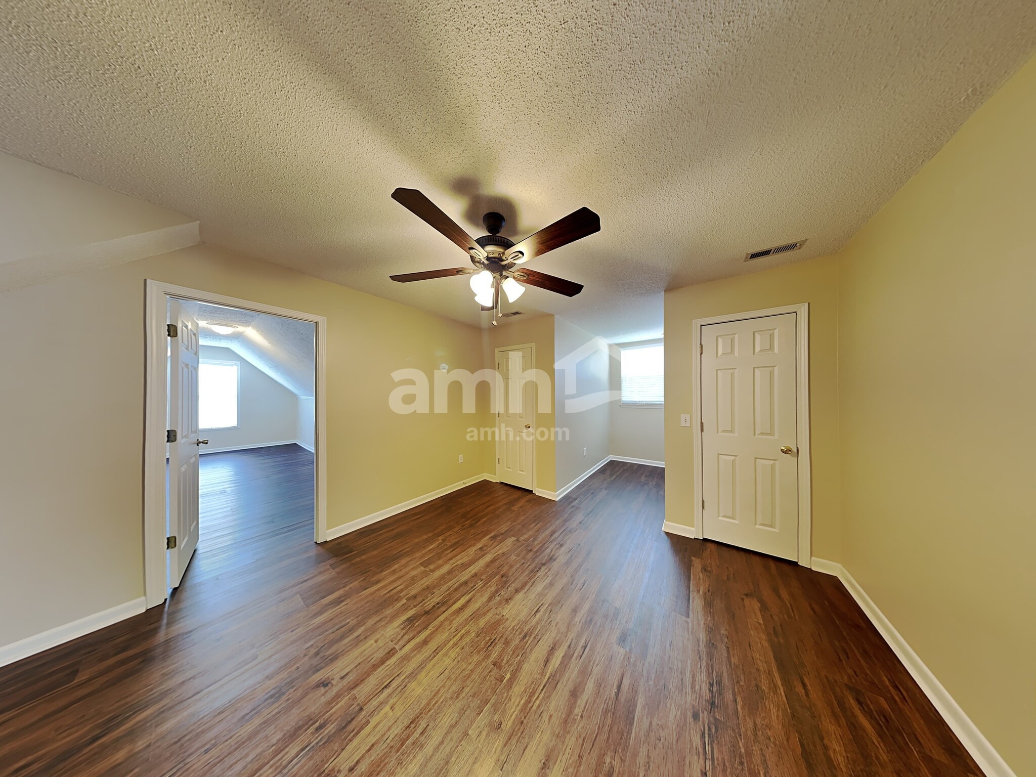 Building Photo - 1564 Cambridge Heights Pl NW