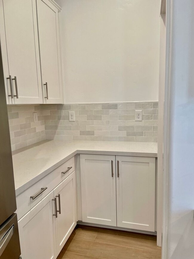 Building Photo - Wow! Custom Built Smart Home in Sutter Par...