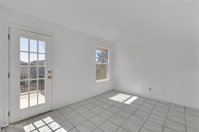 Building Photo - 12508 Setting Sun Dr