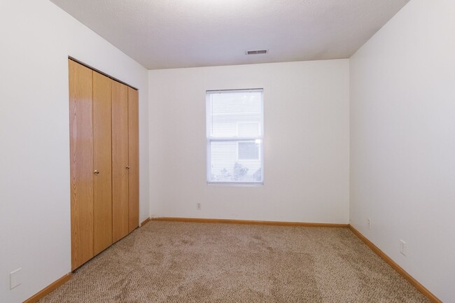 Building Photo - 520-522 Lamont