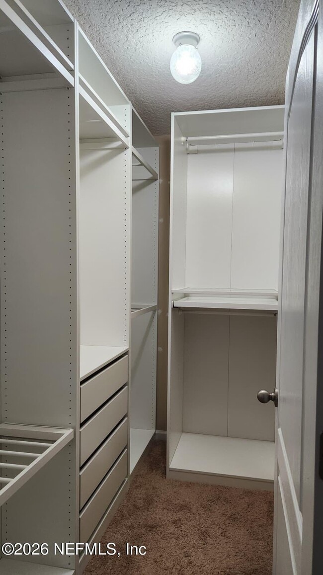 Building Photo - 2654 Salt Lake Dr