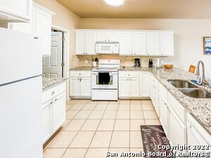 Building Photo - 151 Chapel Hill Cir
