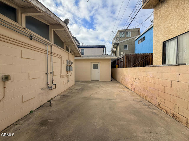 Building Photo - 313 Highland Dr