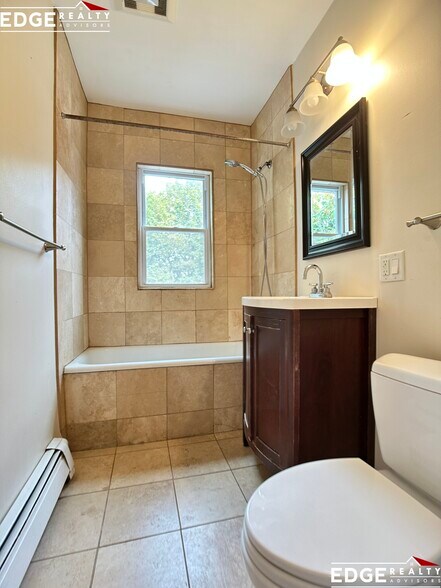 Building Photo - 18 Claymoss Rd