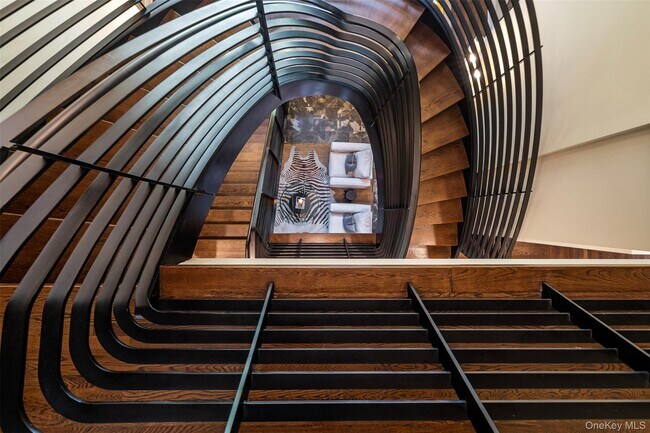 Building Photo - 12 Bishop Park Rd