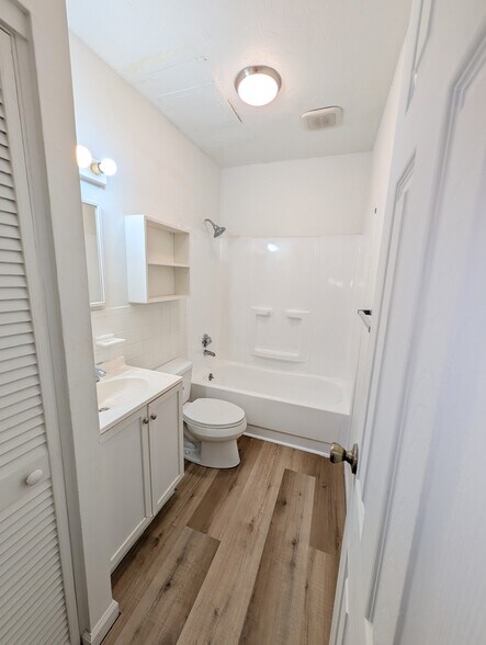 Building Photo - 367 Hildreth St