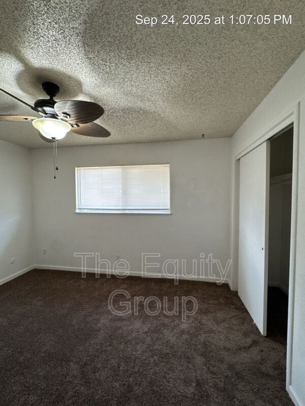 Building Photo - 942 E Tulare Ave