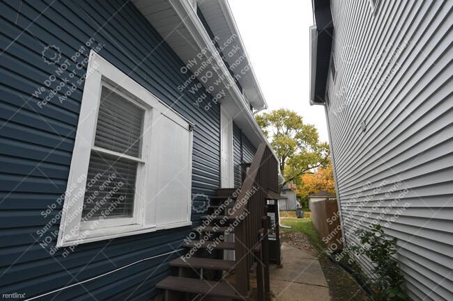 Building Photo - 1 br, 1 bath 4plex - 29 N Tacoma Ave 29.5 ...