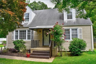 Building Photo - 9500 Sturgis St