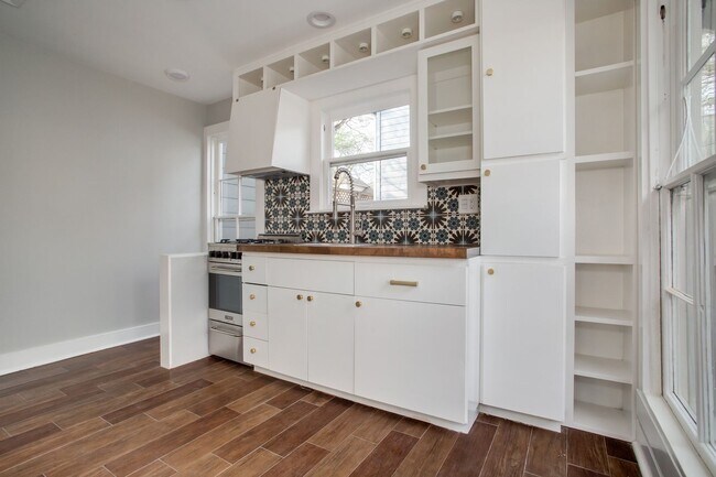 Building Photo - 4500 Avenue H