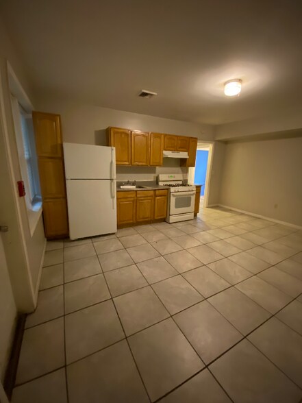 Primary Photo - 12-20-20 Rockville St