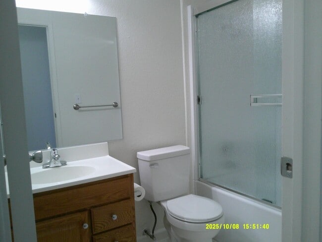 Building Photo - 749 Beelard Dr
