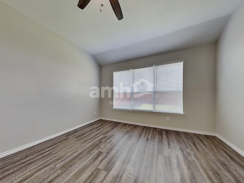 Building Photo - 12915 Mason Terrace Ln