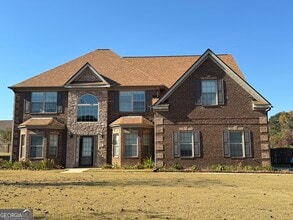 Building Photo - 352 Plymstock Dr