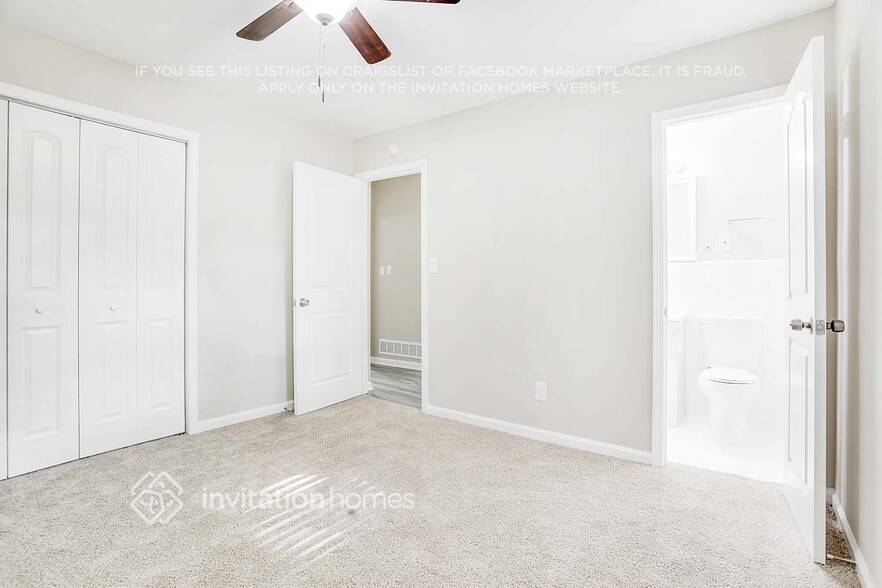 Building Photo - 3558 Pine Needle Dr SW